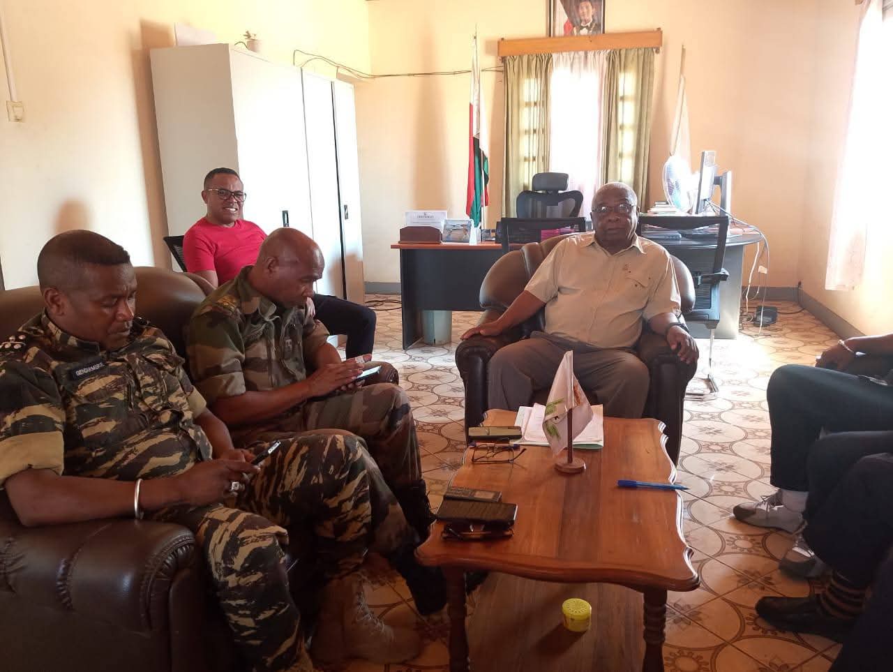 Fandaminana ny disadisam-piaraha-monina ao amin'ny Kaominina Tanambao Tsirandrany, District Bekily