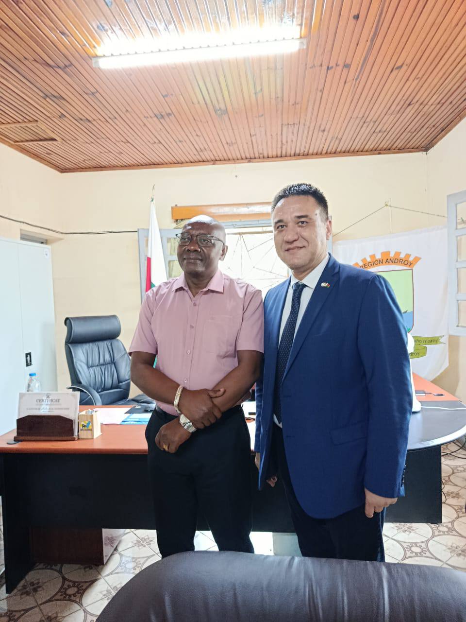 21 janoary 2026 - Fitsidihan'i Andriamatoa Laurentiu HRISTEA Représentant pour l'océan Indien de l'OIF , sy Yohann GUERIN Attaché de programme de l'OIF