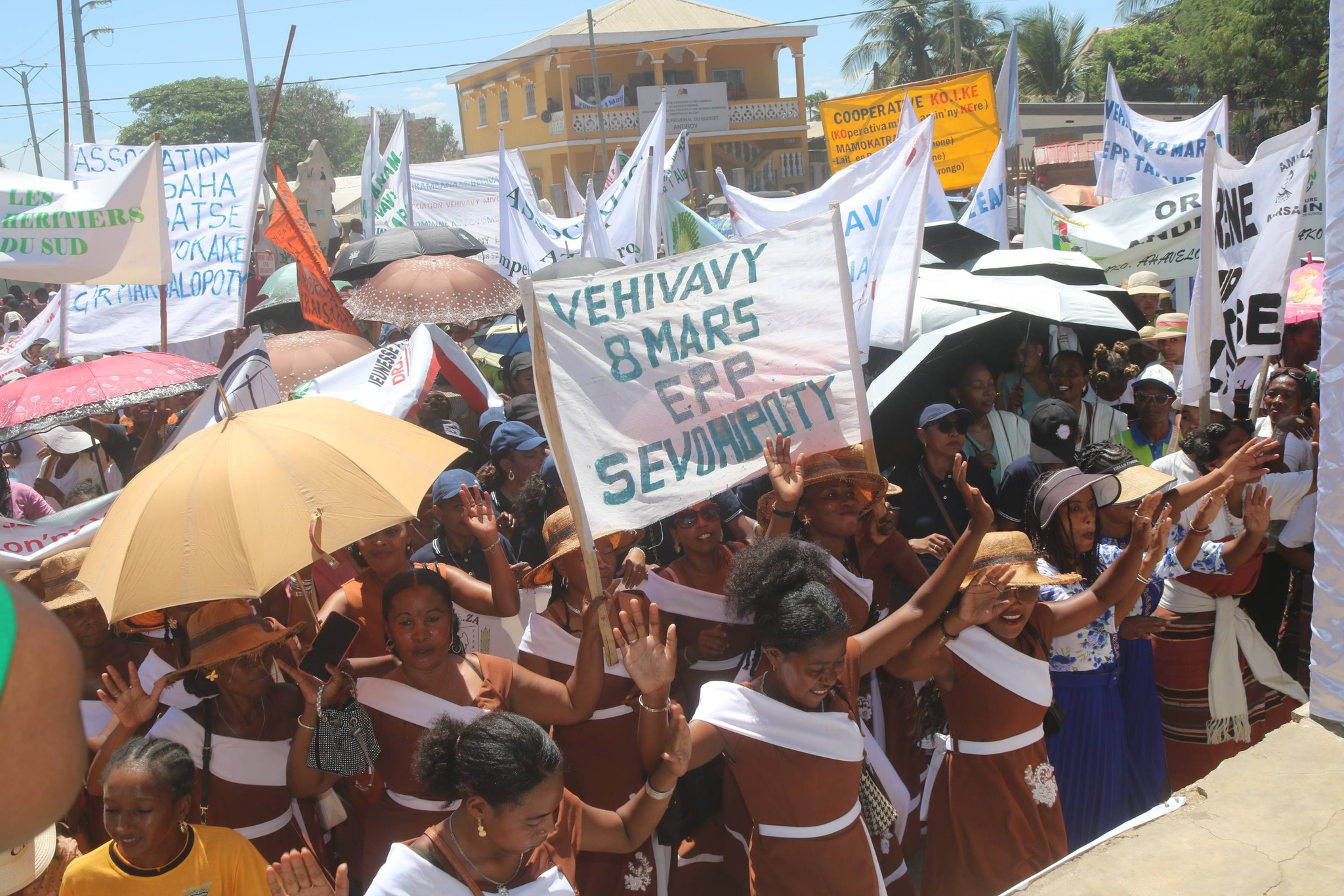 08 MARTSA - 𝐅𝐀𝐍𝐊𝐀𝐋𝐀𝐙𝐀𝐍𝐀 𝐍𝐘 𝐀𝐍𝐃𝐑𝐎 𝐈𝐑𝐀𝐈𝐒𝐀𝐌-𝐏𝐈𝐑𝐄𝐍𝐄𝐍𝐀 𝐇𝐎 𝐀𝐍’𝐍𝐘 𝐕𝐄𝐇𝐈𝐕𝐀𝐕𝐘