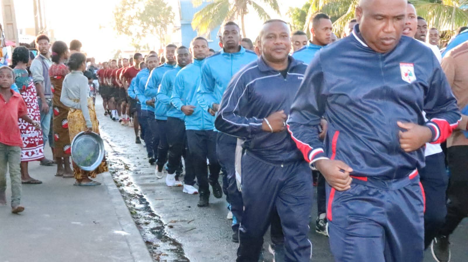 ALATSINAINY 01JIONA 2026 - Fananganan-tsaina miaraka sy LA MARCHE DE SOLIDARITE (Diabe firaisan-kina) niarahan’ny mpiasam-panjakana sy ireo manam-boninahitra sy mpianatra ho manam-boninahitra ao amin'ny ACMIL ANTSIRABE.